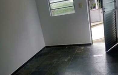 Imagem: A casa possui 1 Dormitório, 1 Banheiro, 40m² de Área e está