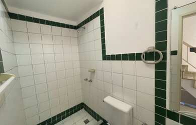 Imagem 16: Casa de condomínio possui 170m² com 3 quartos sendo 1 suíte, mais dependência...