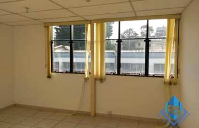 Imagem: O depósito possui 40m² de Área e está localizado em Centro