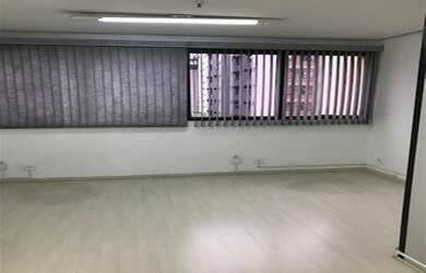 Imagem: O depósito possui 1 Vaga na garagem e 40m² de Área e está