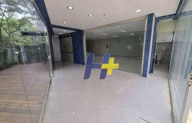 Imagem: O depósito possui 4 Vagas na garagem, 100m² de Área e está