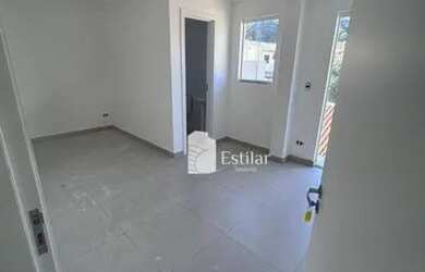 Imagem: A kitnet possui 1 Dormitório, 1 Banheiro, 1 Vaga na garagem