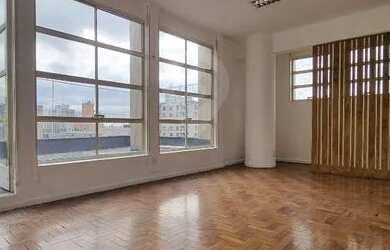 Imagem: O depósito possui 63m² de Área e está localizado em Centro