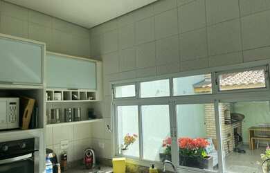 Imagem 4: sobrado a venda. Churrasqueira, Varanda, 165m² de Áreae4 Vagas na garagem