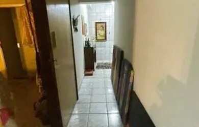 Imagem 7: VENDO CASA EM REPÚBLICA. 1 Vaga na garageme2 Dormitórios