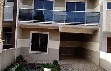 Imagem: A casa em condomínio possui 3 Dormitórios, 2 Banheiros, 1