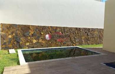 Imagem 3: Casa no Condomínio Quinta Do Golfe Jardins para vender com 374m² de construção, 4 suítes