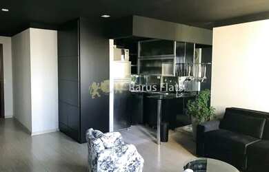 Imagem: O studio possui 1 Dormitório, 1 Banheiro, 1 Vaga na garagem