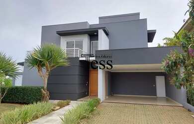 Imagem: A casa em condomínio possui 4 Dormitórios, 5 Banheiros, 4