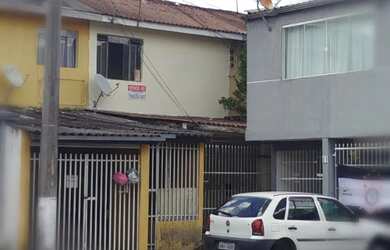 Imagem: A casa possui 2 Dormitórios, 1 Banheiro e está localizado