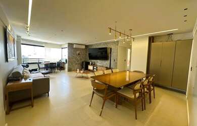 Imagem: O apartamento possui 3 Dormitórios, 3 Banheiros, 2 Vagas na