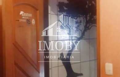 Imagem: A casa possui 2 Dormitórios, 1 Banheiro, 3 Vagas na garagem