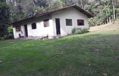 Imagem: A chácara possui 20.000m² de Área e está localizado em