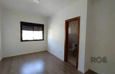 Imagem 9: Casa em Hípica. Churrasqueira, Lareira, 1 Vaga na garageme3 Dormitórios