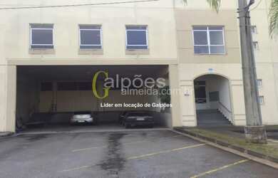 Imagem: O depósito possui 5 Vagas na garagem, 1.500m² de Área e