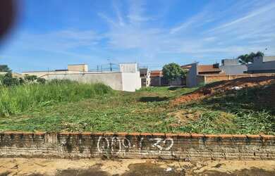 Imagem: O terreno possui 200m² de Área e está localizado em Estância
