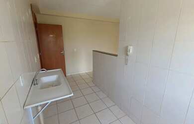 Imagem: O apartamento possui 1 Dormitório, 1 Banheiro, 1 Vaga na garagem