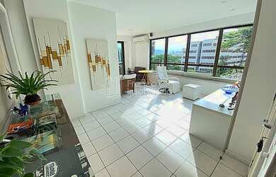 Imagem: O apartamento possui 3 Dormitórios, 3 Banheiros, 2 Vagas na