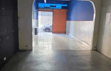 Imagem: O depósito possui 75m² de Área e está localizado em Lapa