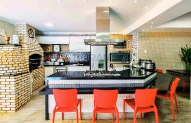 Imagem: A casa à venda possui 5 Dormitórios, 5 Banheiros, 5 Vagas