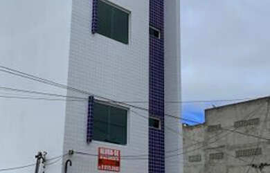 Imagem: A kitnet possui 1 Dormitório, 1 Banheiro e 1 Vaga na garagem