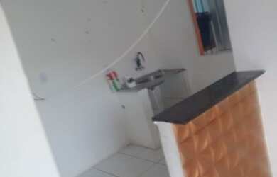 Imagem 4: Vende-se está casa. Varanda, 1 Banheiroe1 Dormitório