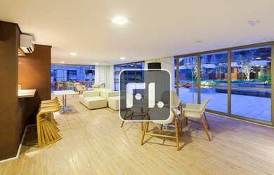 Imagem: O depósito possui 2 Vagas na garagem, 68m² de Área e está