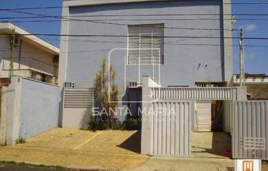 Imagem: O depósito possui 3 Vagas na garagem, 350m² de Área e está