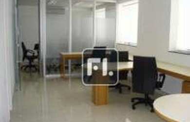 Imagem: O depósito possui 1 Vaga na garagem, 70m² de Área e está