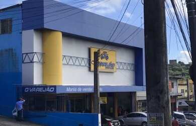 Imagem 2: Ponto pra aluguel. 200m² de Áreae2 Vagas na garagem