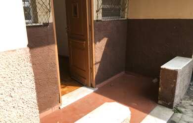 Imagem: A casa possui 3 Dormitórios, 1 Banheiro, 100m² de Área e