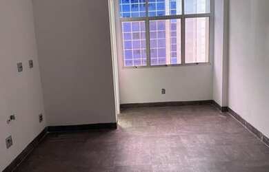 Imagem: O depósito possui 1 Vaga na garagem e 22m² de Área e está