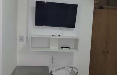 Imagem: O apartamento possui 1 Dormitório, 1 Banheiro, 1 Vaga na garagem