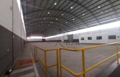 Imagem 10: Galpão/Depósito/Armazém para aluguel e venda possui 2450 metros quadrados