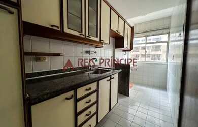 Imagem: O apartamento possui 2 Dormitórios, 2 Banheiros, 1 Vaga na