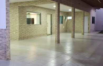 Imagem: A casa em condomínio possui 4 Dormitórios, 5 Banheiros, 5