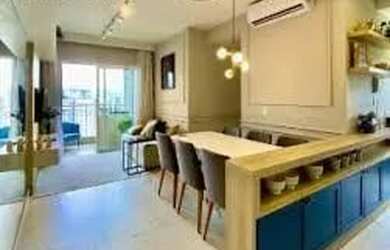 Imagem: O apartamento possui 2 Dormitórios, 1 Banheiro, 1 Vaga na garagem