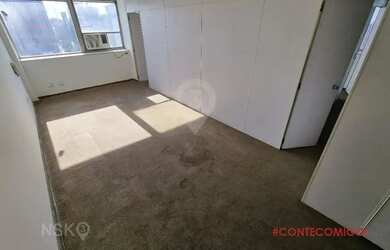 Imagem: O depósito possui 1 Vaga na garagem e 63m² de Área e está