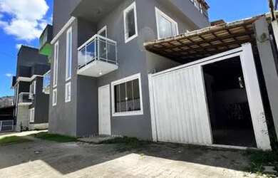 Imagem: A casa possui 2 Dormitórios, 2 Banheiros, 2 Vagas na garagem