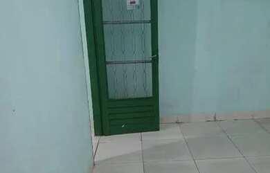 Imagem: A casa possui 1 Dormitório, 1 Banheiro, 2 Vagas na garagem