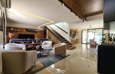 Imagem: A casa possui 5 Dormitórios, 5 Banheiros, 3 Vagas na garagem