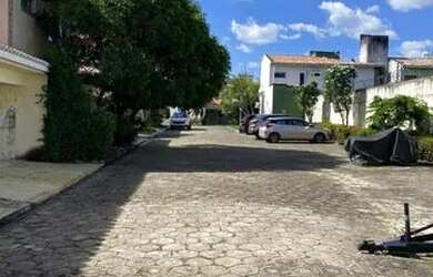 Imagem: A casa em condomínio possui 3 Dormitórios, 5 Banheiros, 4