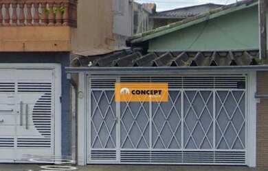 Imagem: A casa possui 2 Dormitórios, 1 Banheiro, 2 Vagas na garagem