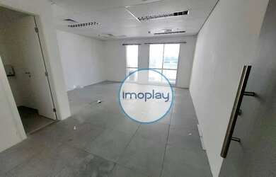 Imagem: O depósito possui 1 Vaga na garagem, 35m² de Área e está