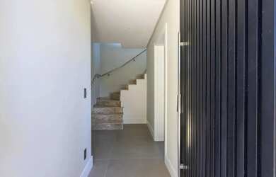 Imagem 4: Casa em condomínio com conforto e exclusividade no bairro Tristeza