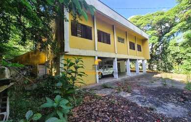 Imagem: O depósito possui 5 Vagas na garagem, 1.000m² de Área, Imóvel