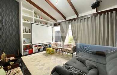 Imagem 2: Casa - SANTA MONICA. Piscina, Churrasqueira, Área de serviçoe229m²...