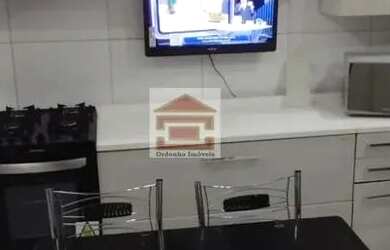 Imagem: A casa possui 2 Dormitórios, 1 Banheiro, 2 Vagas na garagem