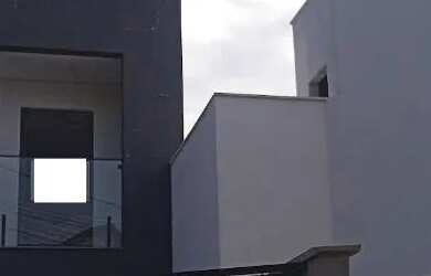 Imagem: A casa possui 2 Dormitórios, 2 Banheiros, 110m² de Área e