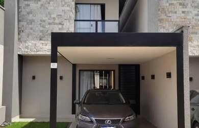 Imagem: A casa em condomínio possui 3 Dormitórios, 2 Banheiros, 1